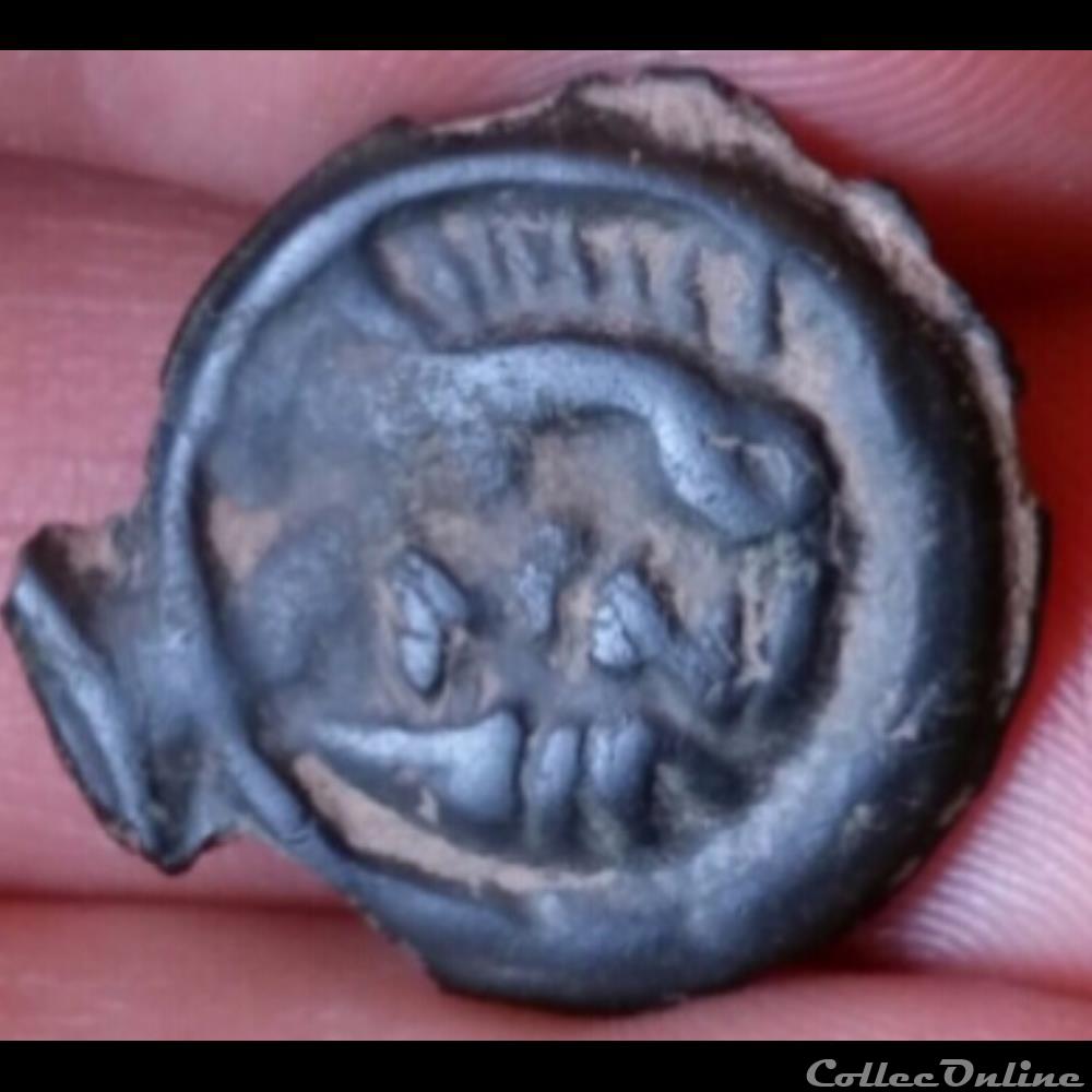 Série 968 DT 3262 var Potin OYINDIA à la tête janiforme monnaie antique gauloise serie 968 dt 3262 var potin oyindia a la tete janiforme
