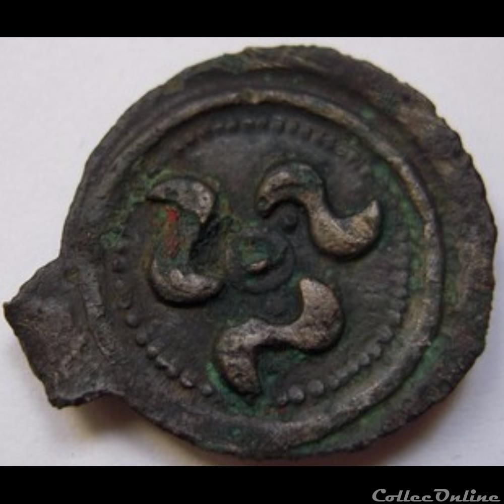 LT 8329 bronze aux trois poissons DT manque monnaie antique gauloise lt 8329 bronze aux trois poissons dt manque