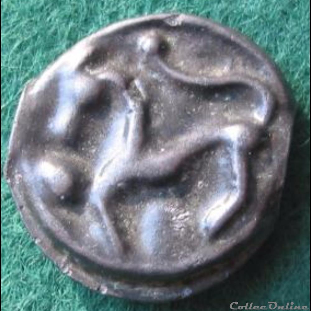 série 565 DT 2650 potin à la tête de face monnaie antique gauloise serie 565 dt 2650 potin a la tete de face