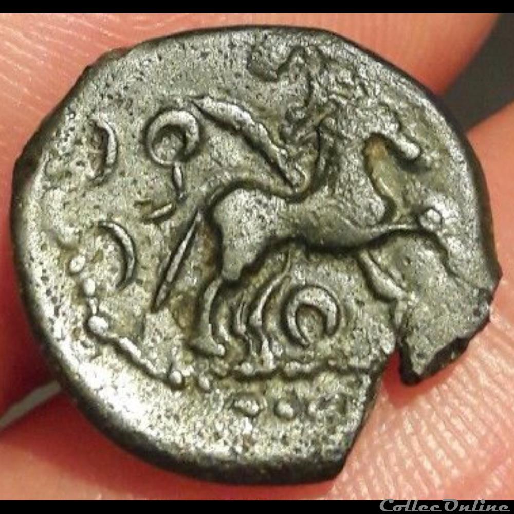 dt 2503 à attribuer .... monnaie antique gauloise dt 2503 a attribuer