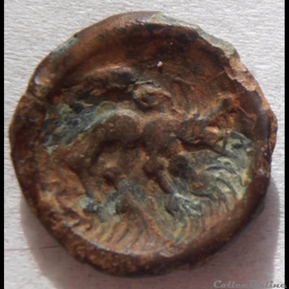 bronze au monstre griffu monnaie antique gauloise bronze au monstre griffu