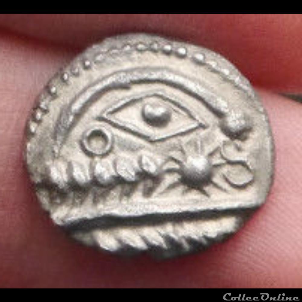 Série 42 DT 274 Quart de statère en argent à l’œil monnaie antique gauloise serie 42 dt 274 quart de statere en argent a l il