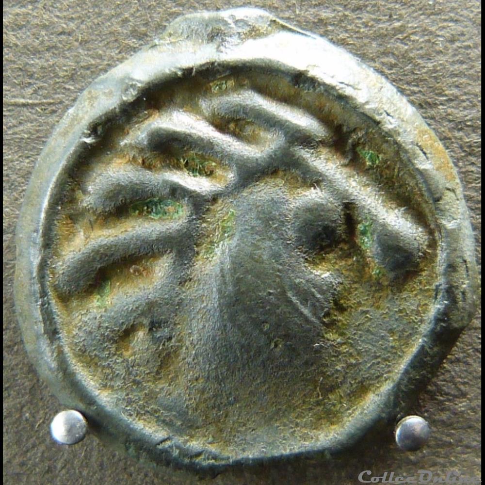 Série 559 DT 2642 Potin à la tête d'indien monnaie antique gauloise serie 559 dt 2642 potin a la tete indien