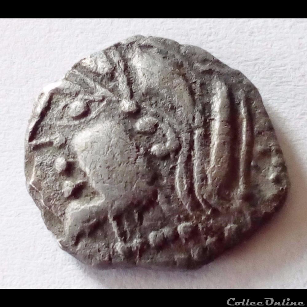 monnaie antique gauloise serie 1079 fraction a la tete coupee sur le cheval