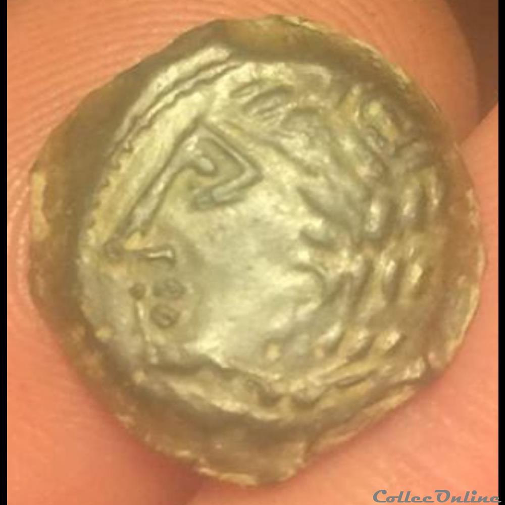 DT 687 bronze Lingon EKPITO 3 monnaie antique gauloise dt 687 bronze lingon ekpito