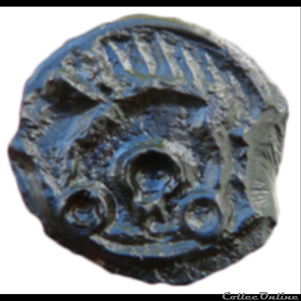 Série 38 ( classe I e ) potin à la tête d'indien monnaie antique gauloise serie 38 classe i e potin a la tete indien