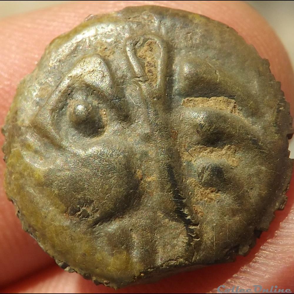 Potin leuque au sanglier à gauche ( classe I c ) monnaie antique gauloise potin leuque au sanglier a gauche classe i c