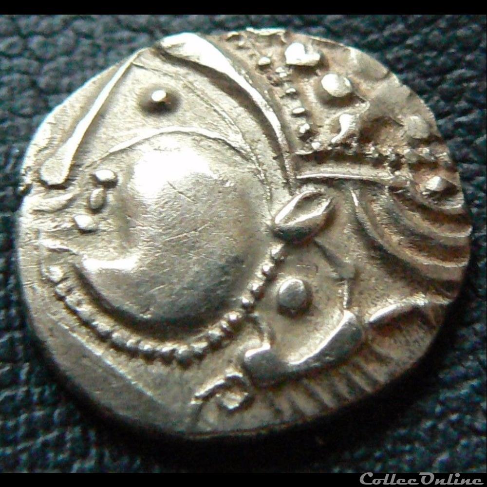 Série 402 DT 2401 hémistatère aulerque éburovice / sanglier monnaie antique gauloise serie 402 dt 2401 hemistatere aulerque eburovice sanglier