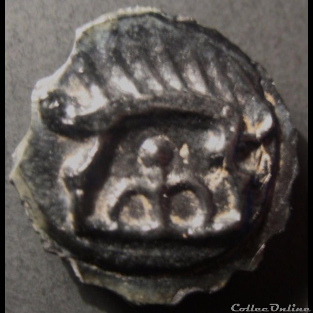 Série 38 ( classe Io ) Potin à la tête d'indien monnaie antique gauloise serie 38 classe io potin a la tete indien
