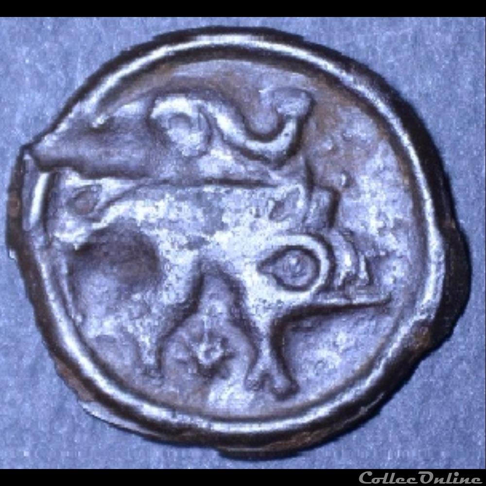 Série 36 DT 220 Potin à la déesse nattée / assis en tailleur monnaie antique gauloise serie 36 dt 220 potin a la deesse nattee assis en tailleur