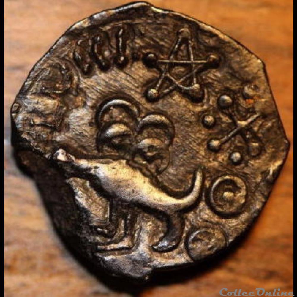 Série 556 DT 2636 Bronze YLLYCCI monnaie antique gauloise serie 556 dt 2636 bronze yllycci