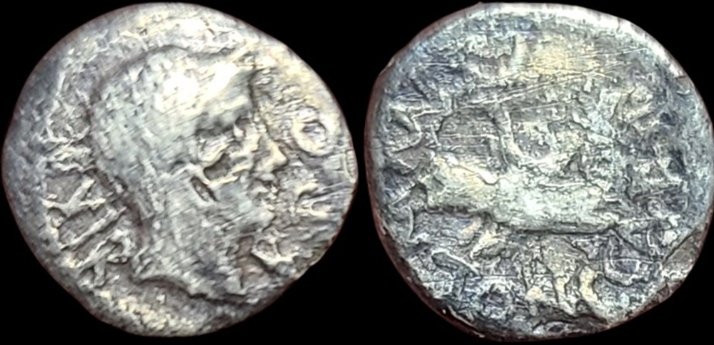 Marc Antony & Octavian AR Quinarius. Military mint moving with Octavian, 39 BC. coins ancient romans imperial and republican marc antony octavian ar quinarius military mint moving with octavian 39 bc