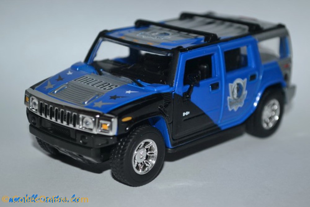 Hummer H2 2 modeles reduits hummer h2