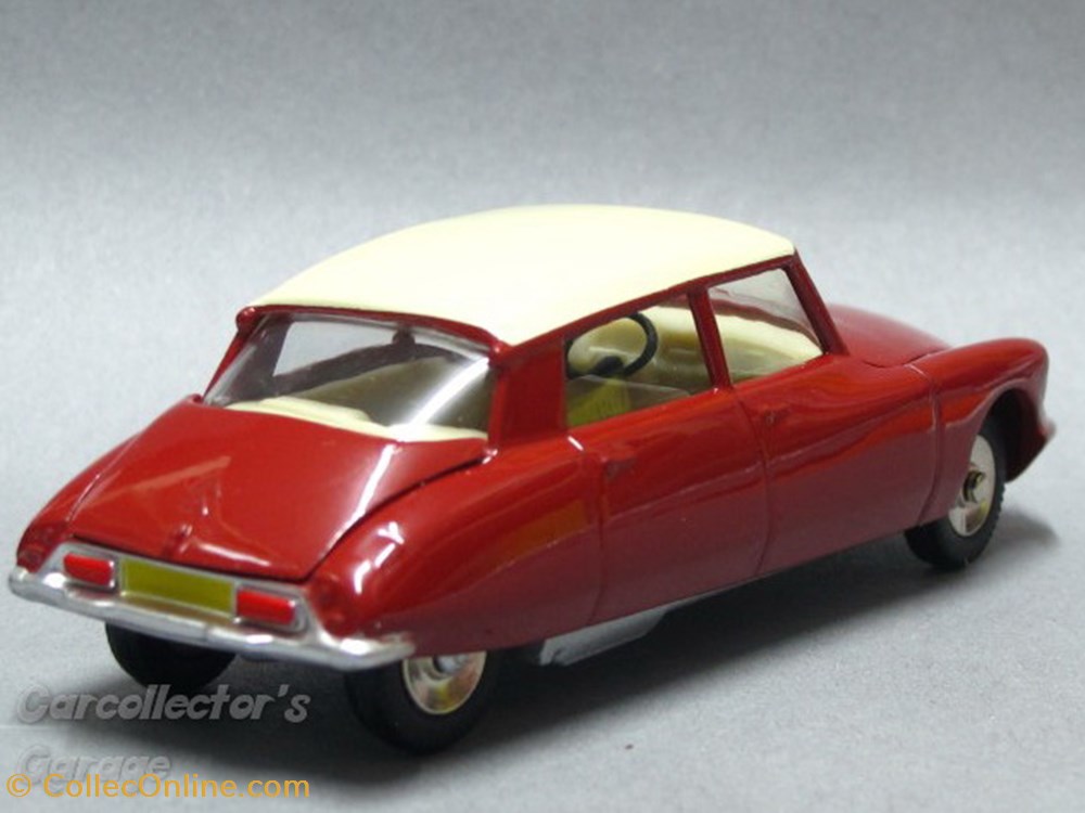 modeles reduits citroen ds19