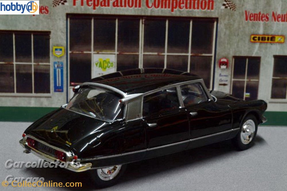 Citroen DS19 Pallas 1965 2 modeles reduits citroen ds19 pallas 1965