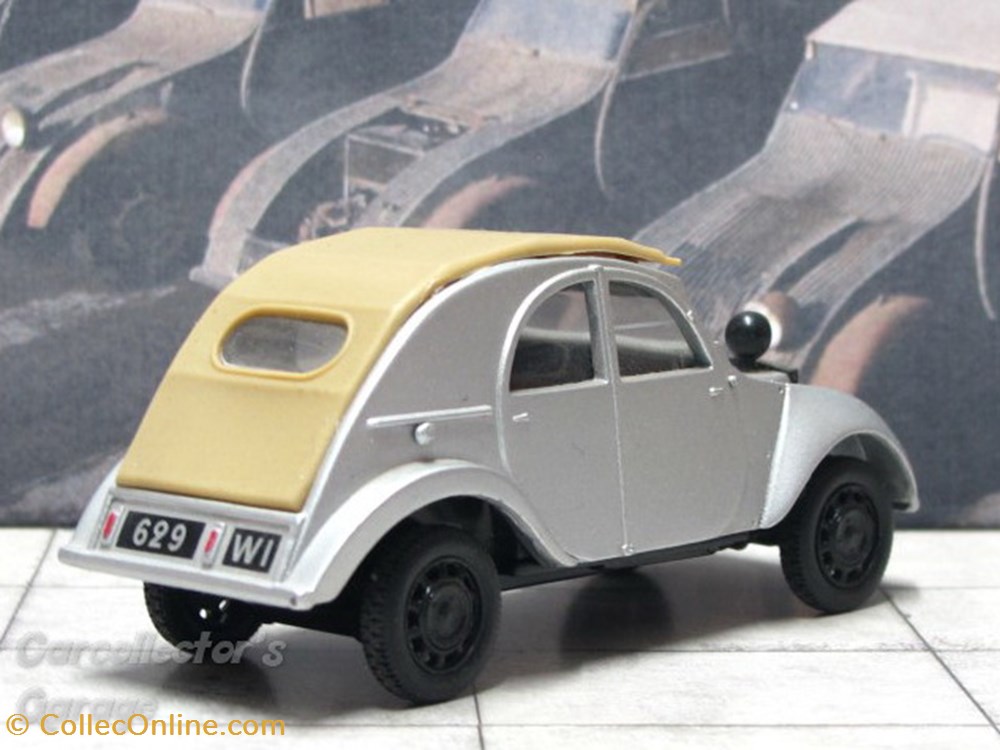 2CV Prototype Terrasson 1939 2 modeles reduits 2cv prototype terrasson 1939