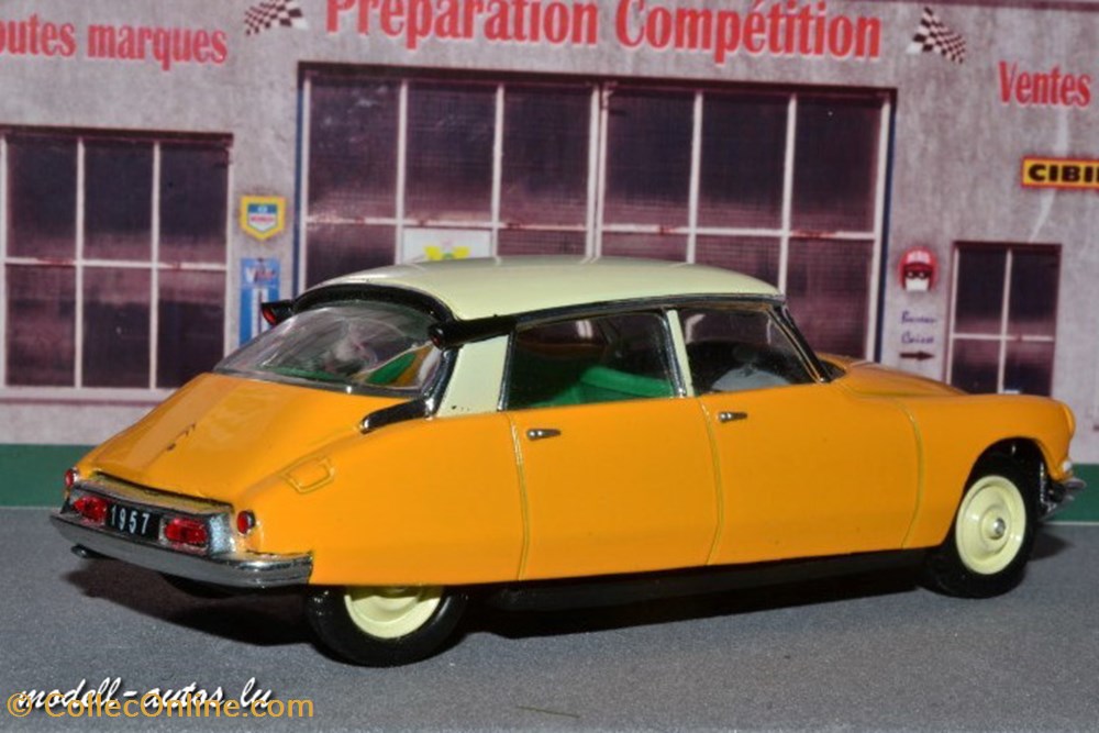 Citroen ID19 1957 2 modeles reduits citroen id19 1957