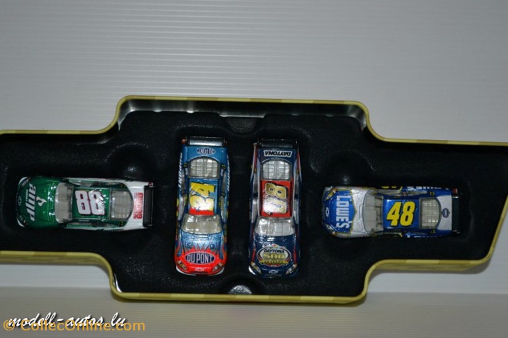 Daytona500 50 Years Box 3 modeles reduits daytona500 50 years box