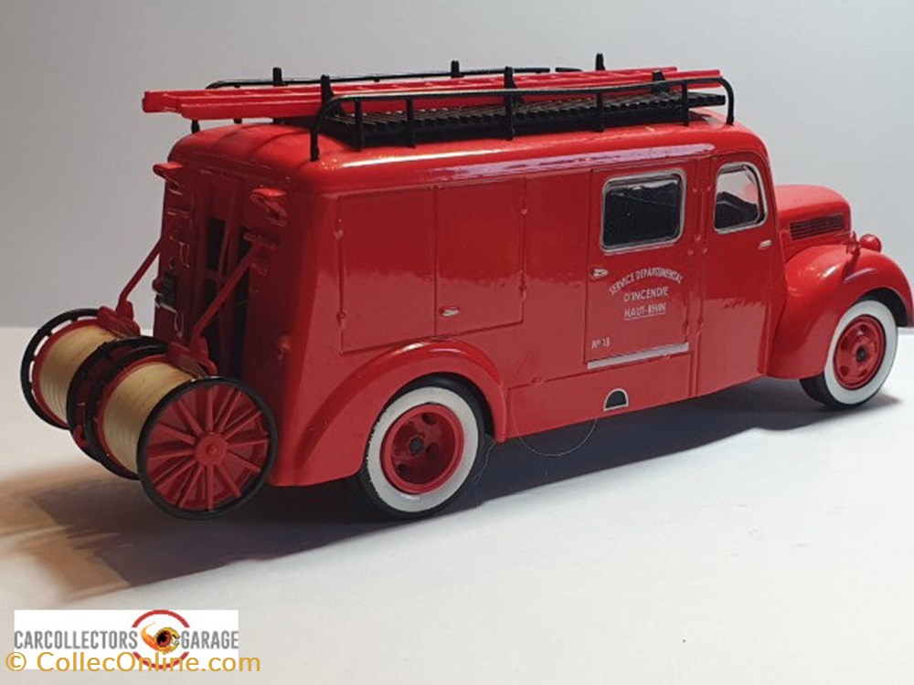 Ford FIN 2 modeles reduits camions ford fin