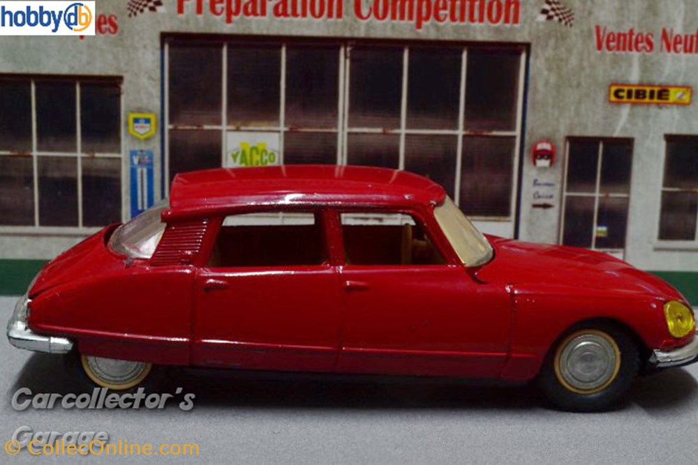 modeles reduits citroen ds21