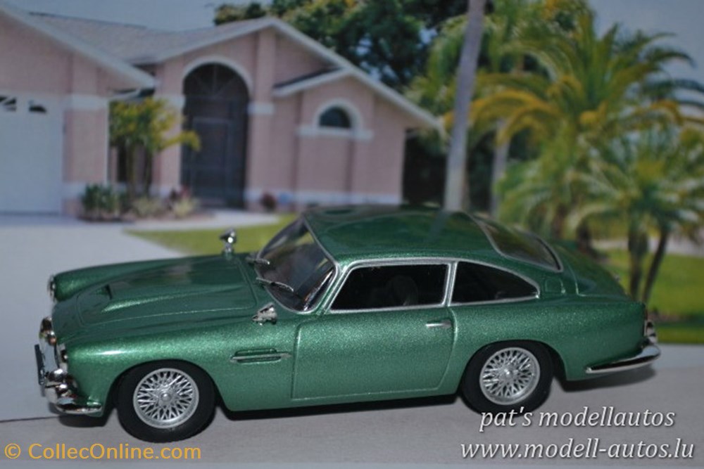 Aston Martin DB4 2 modeles reduits aston martin db4