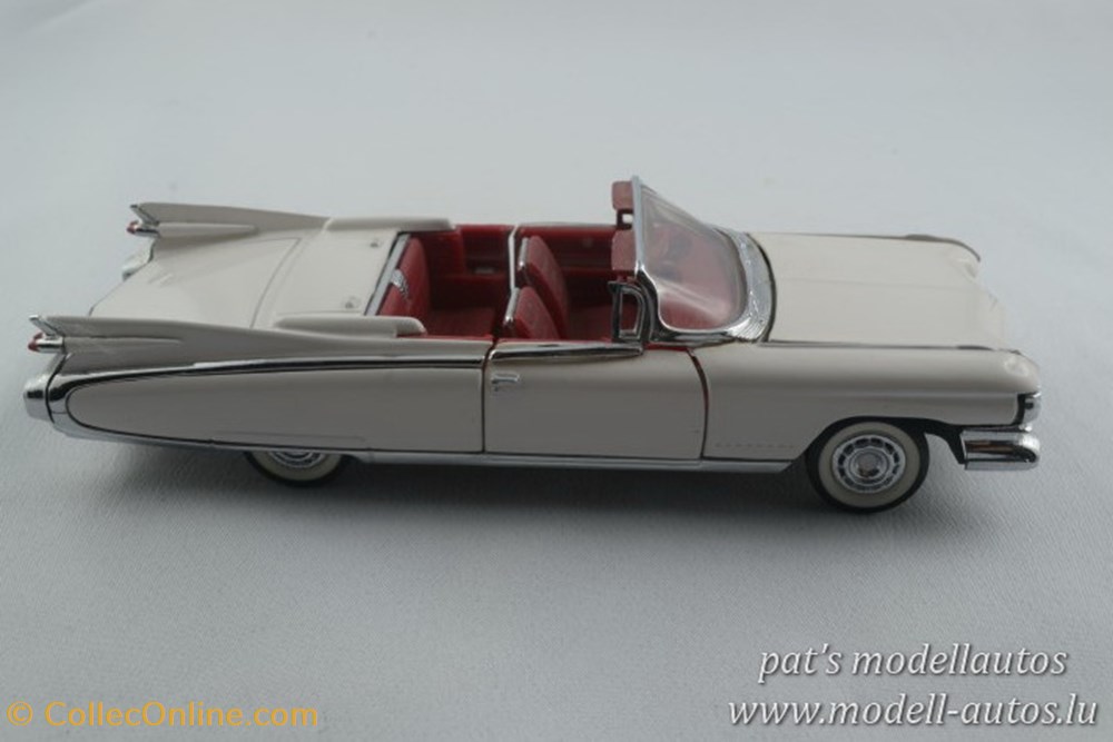 Cadillac Eldorado 2 modeles reduits cadillac eldorado