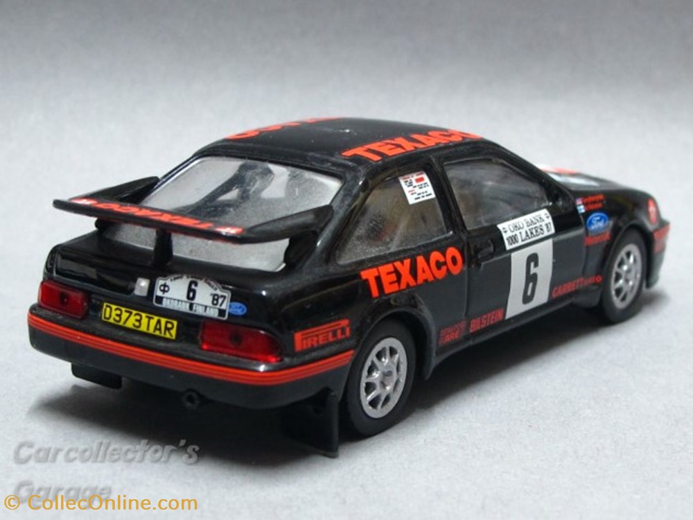 Ford Sierra Cosworth 2 modeles reduits ford sierra cosworth