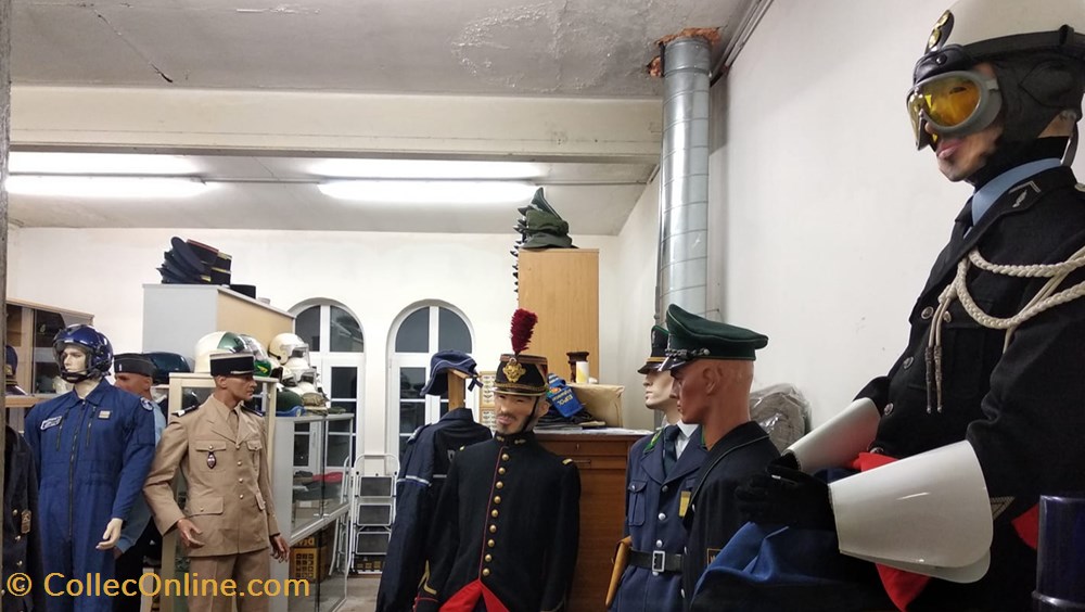 Vue générale militaria police gendarmerie vue generale