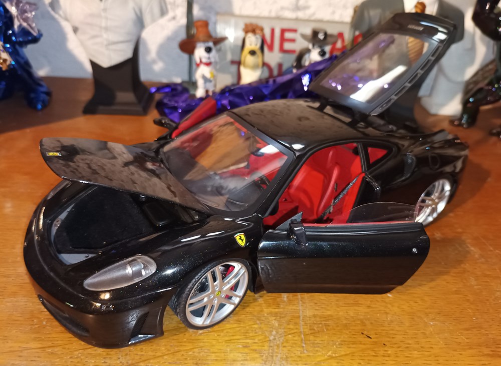 2005 F 430 noir Hot Wheels modeles reduits 2005 f 430 noir hot wheels
