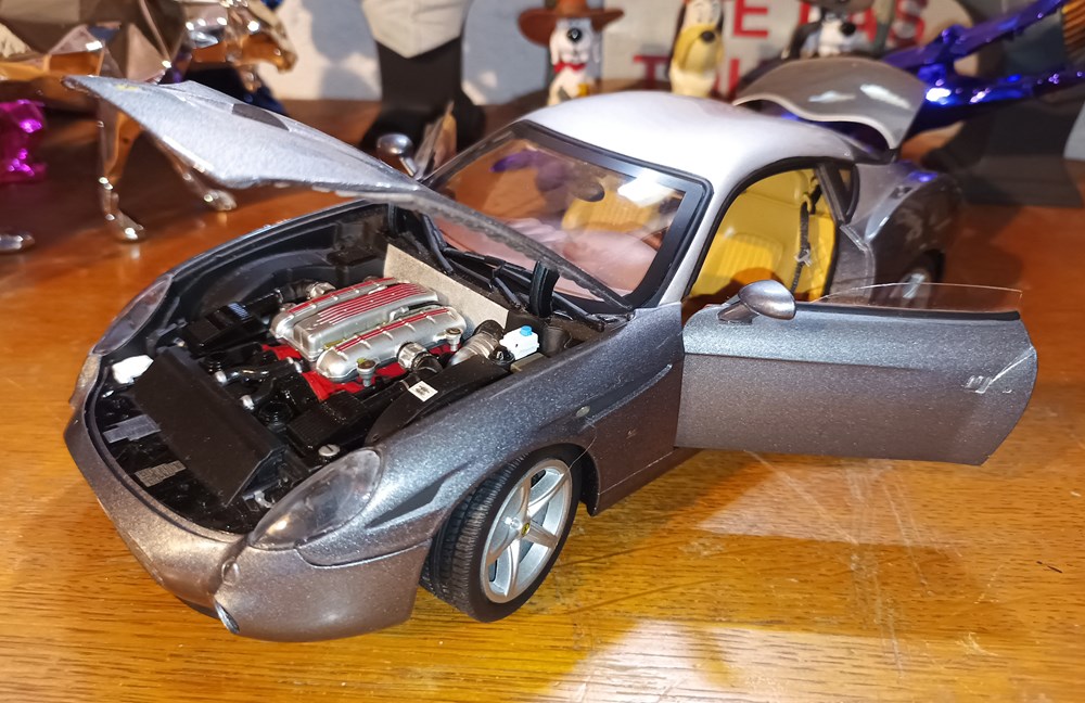 2006 575 GTZ Zagato Hot Wheels modeles reduits 2006 575 gtz zagato hot wheels