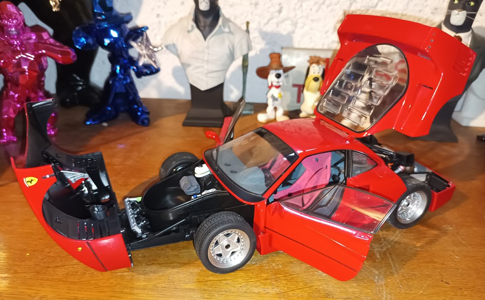 1988 F40 Kyosho modeles reduits 1988 f40 kyosho