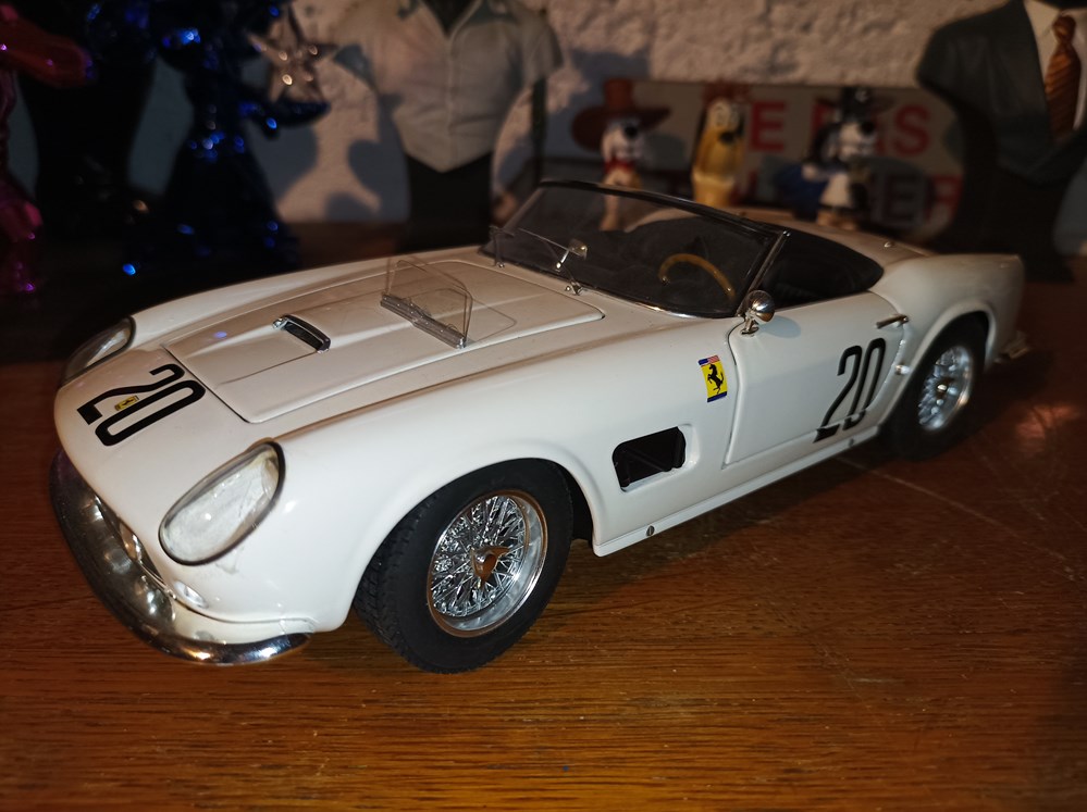 modeles reduits 1969 250 gt california le mans hot wheels