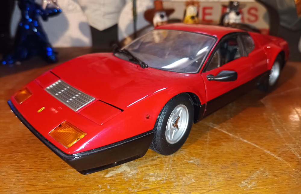 1976 512 BB rouge noir Kyosho modeles reduits 1976 512 bb rouge noir kyosho