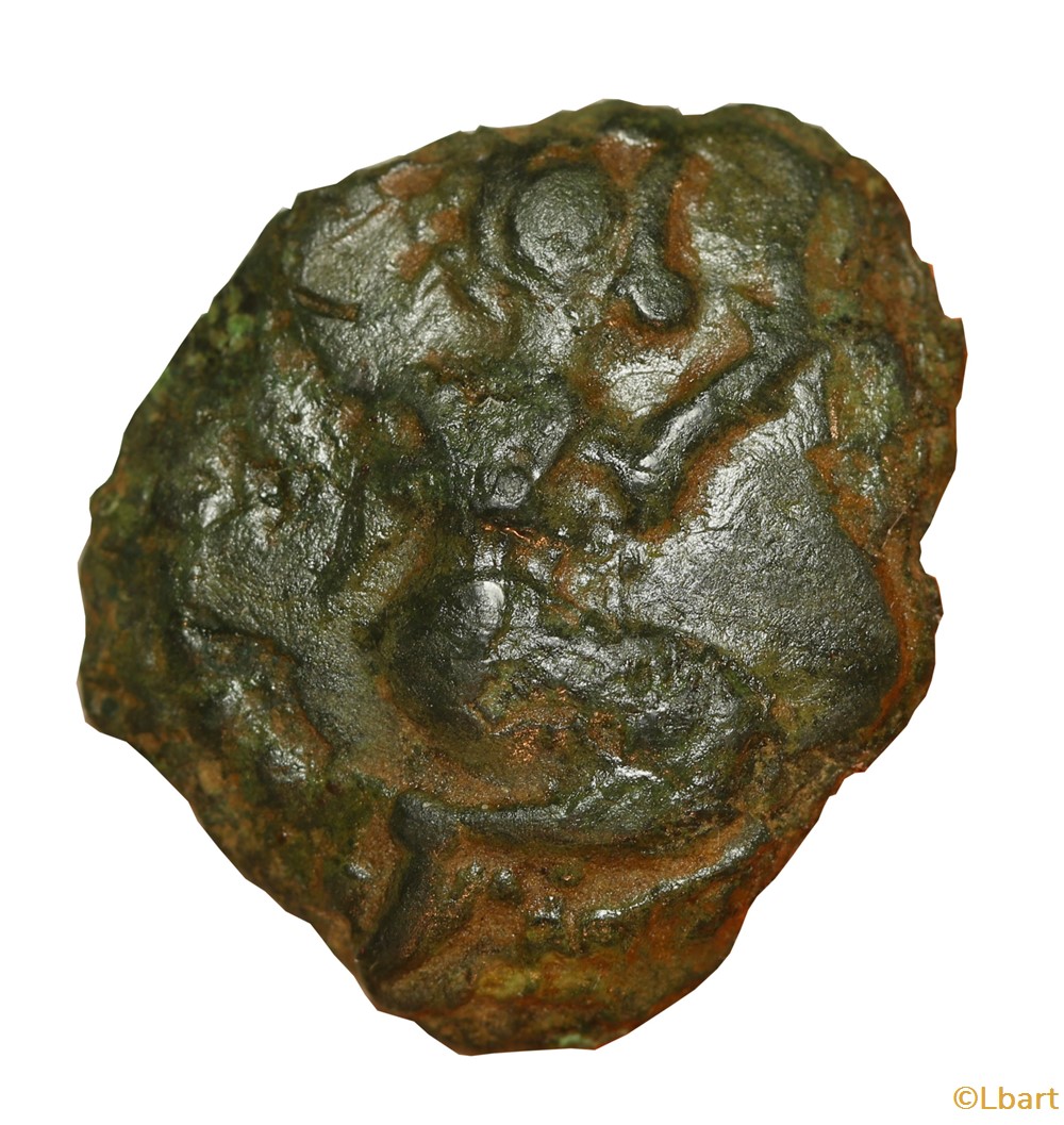 monnaies antiques celtes bellovaques bronze au personnage accroupi