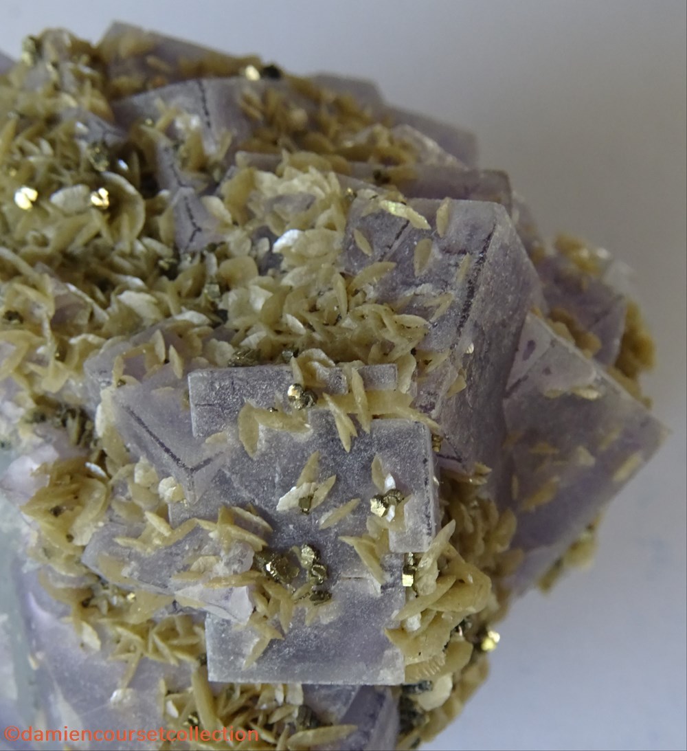 Fluorite et Sidérite de Panasqueira mineraux meteorites fluorite et siderite de panasqueira