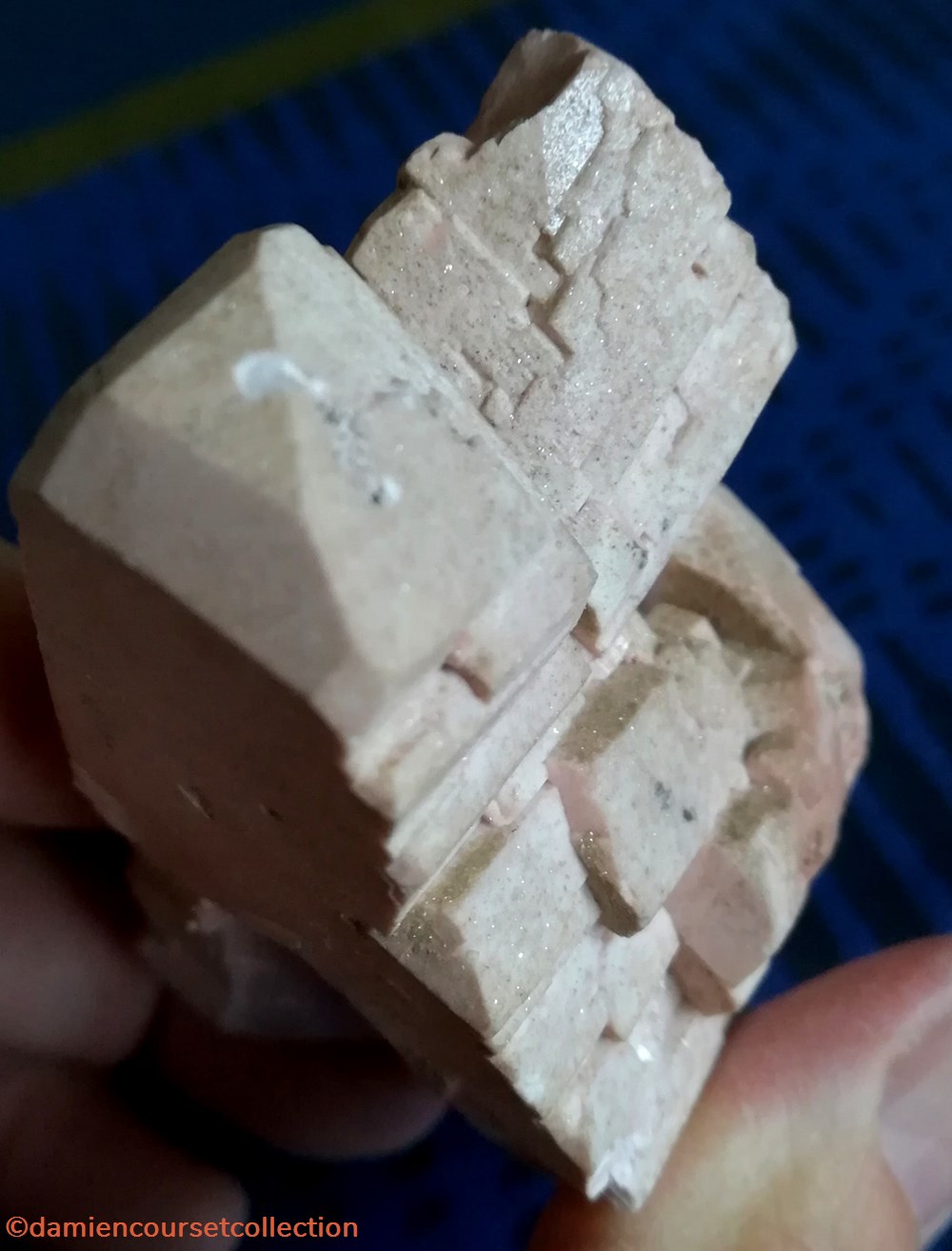 Orthose maclée (Microcline) 3 mineraux meteorites orthose maclee microcline