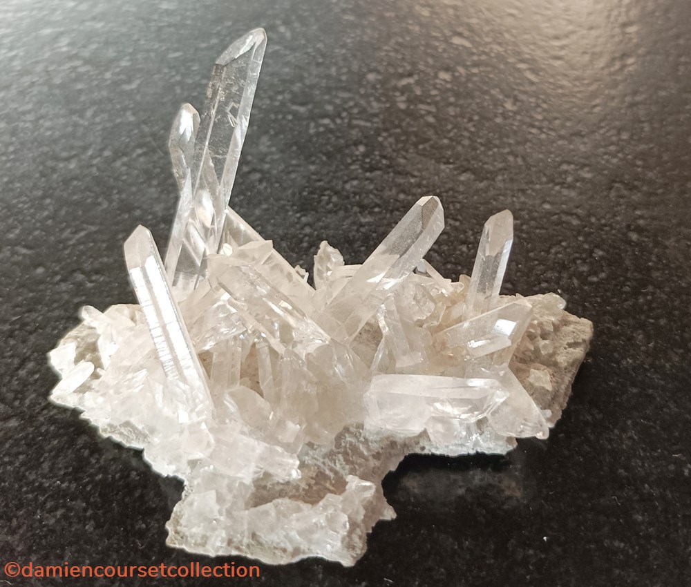Quartz - Vizille mineraux meteorites quartz vizille