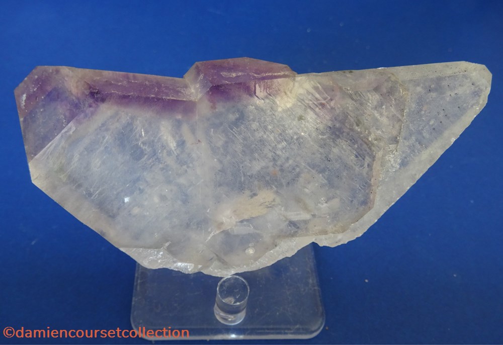 macle de Quartz améthysé mineraux meteorites du japon macle de quartz amethyse