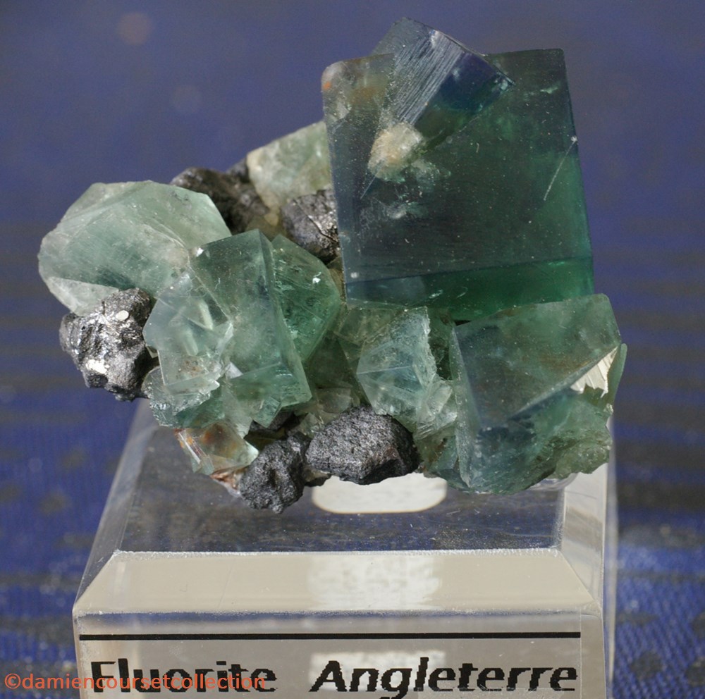 mineraux meteorites fluorite et galene