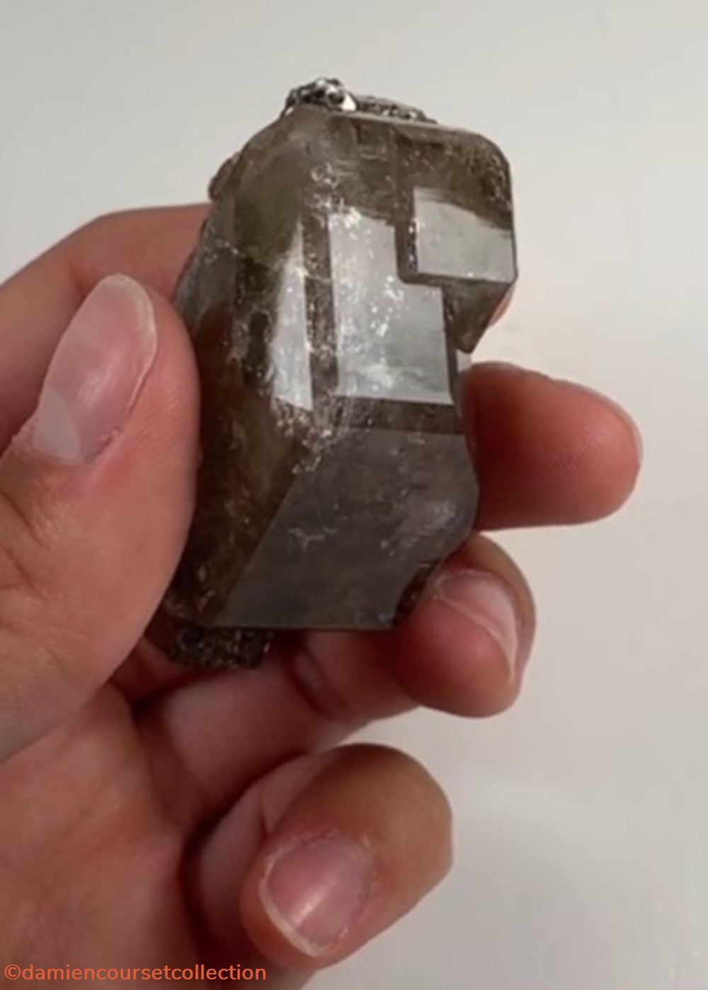 Apatite 3 mineraux meteorites fluorapatite apatite