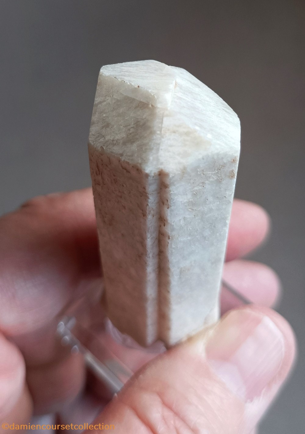 mineraux meteorites microcline macle