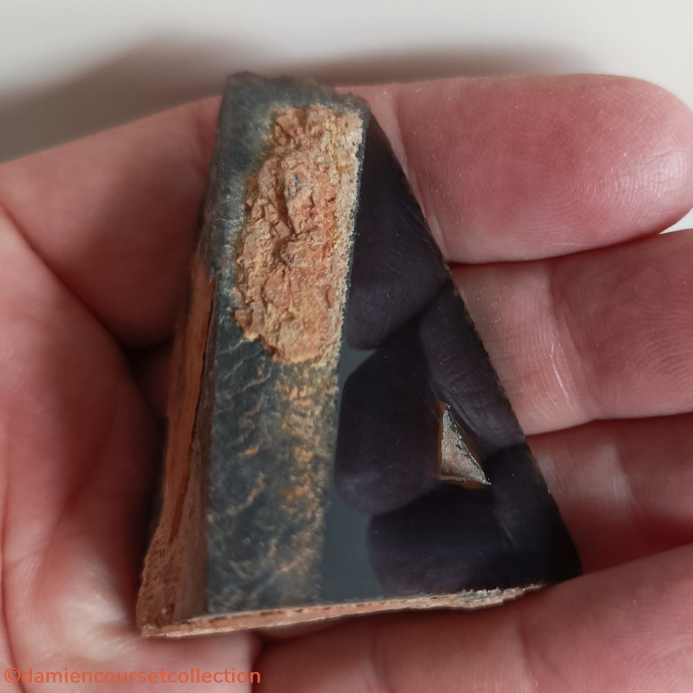 mineraux meteorites quartz calcedoine agate polyedrique paraiba bresil