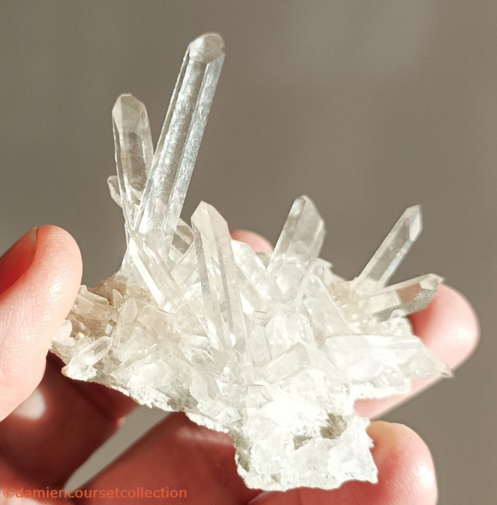 Quartz - Vizille 4 mineraux meteorites quartz vizille