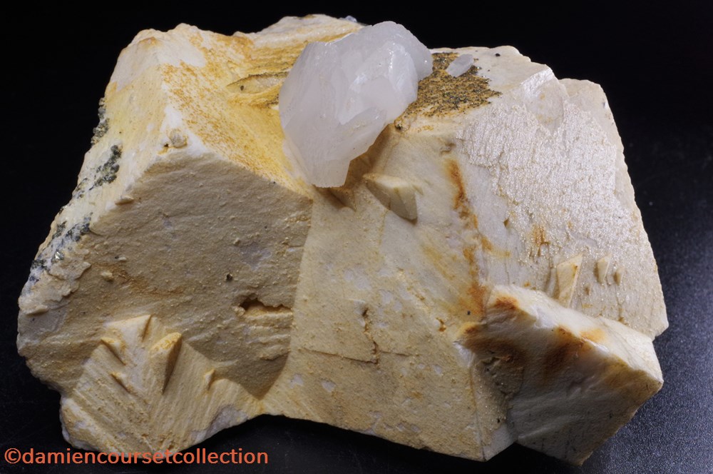 Dolomite et Calcite mineraux meteorites dolomite et calcite