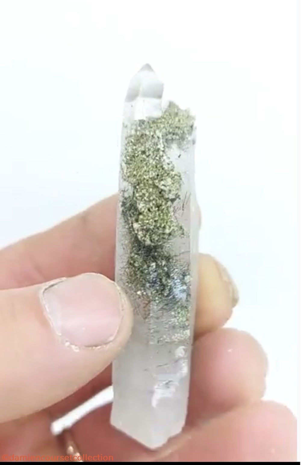 mineraux meteorites groupe quartz tourmaline dravite
