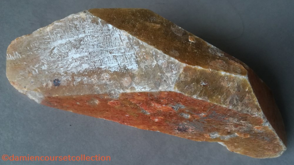 mineraux meteorites quartz calcedoine agate polyedrique paraiba bresil