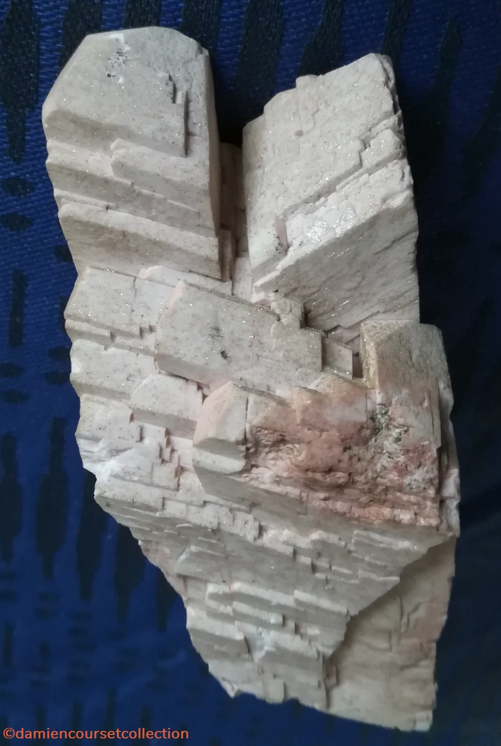 Orthose maclée (Microcline) mineraux meteorites orthose maclee microcline