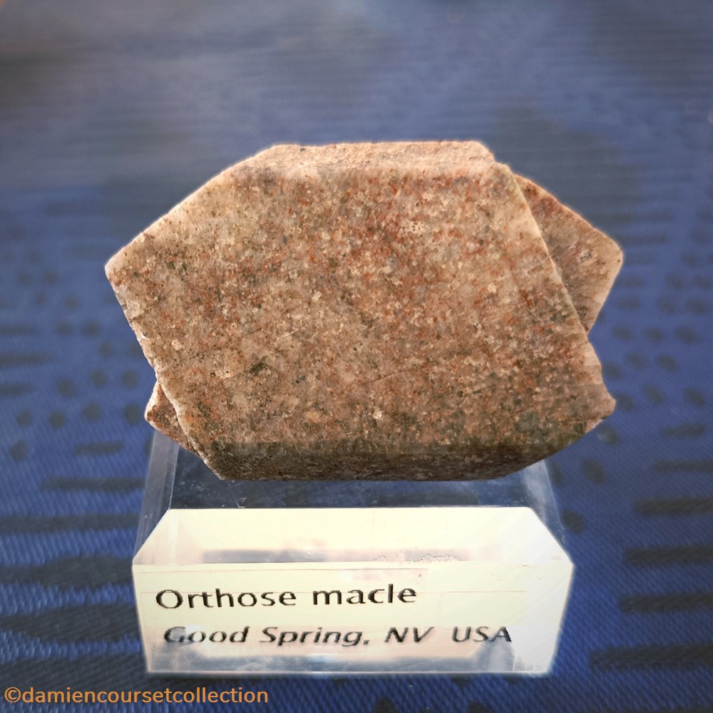 mineraux meteorites microcline orthose