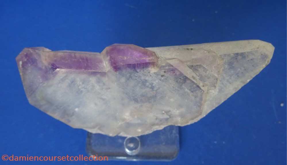 macle de Quartz améthysé 3 mineraux meteorites du japon macle de quartz amethyse
