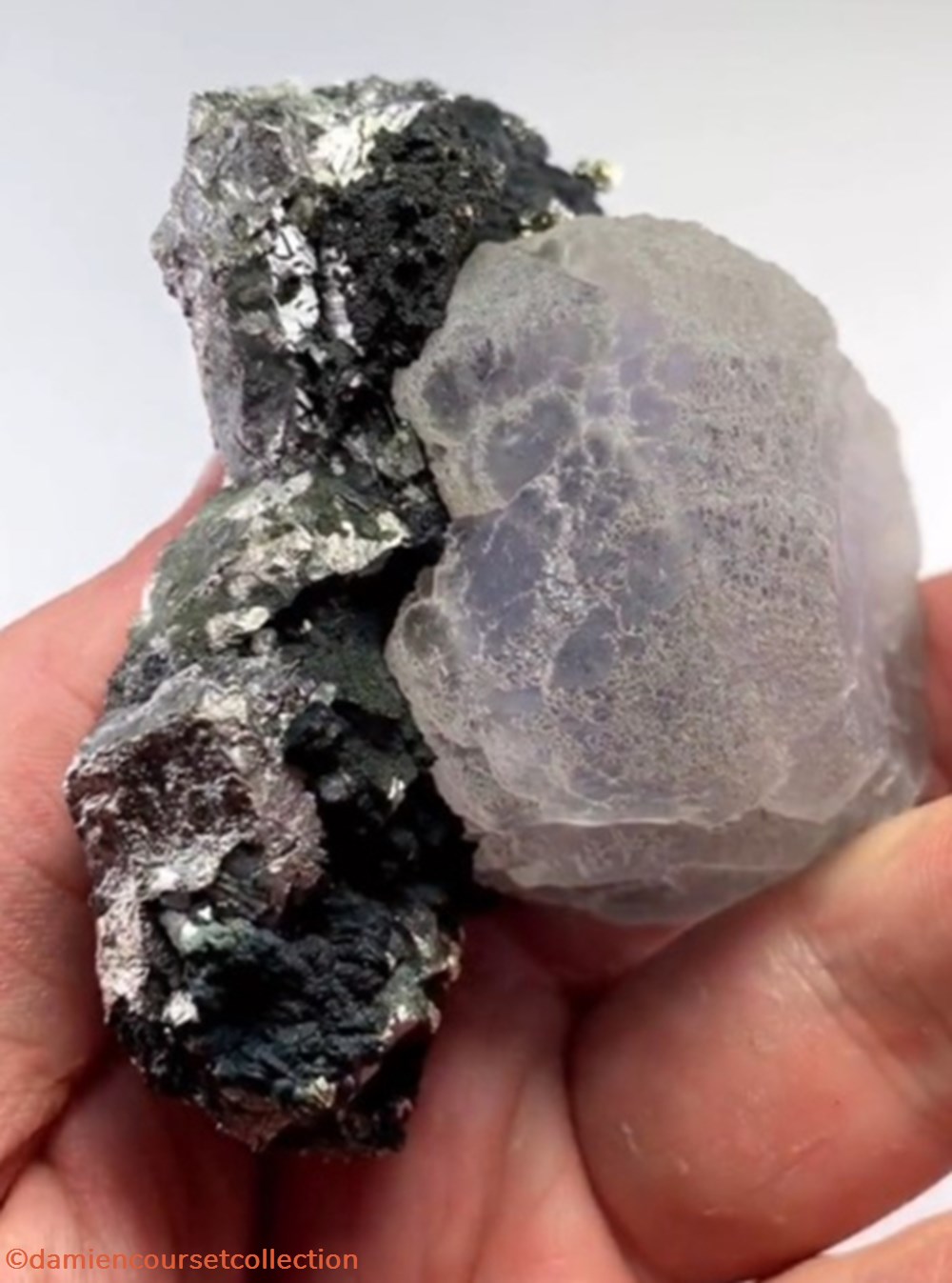 Fluorite sur Arsénopyrite et Muscovite 4 mineraux meteorites fluorite sur arsenopyrite et muscovite